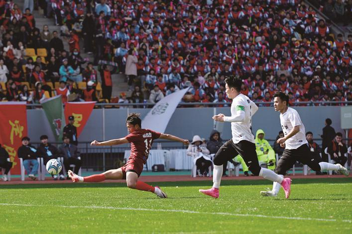 欧冠直播-绿茵封王！秀洲夺冠！|秀洲队|南湖晚报|平湖队|足球|联赛_新浪体育_新浪新闻